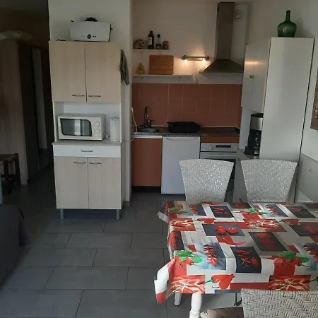Studio Seignosse, 1 Piece, 4 Personnes - Fr-1-239-404 *